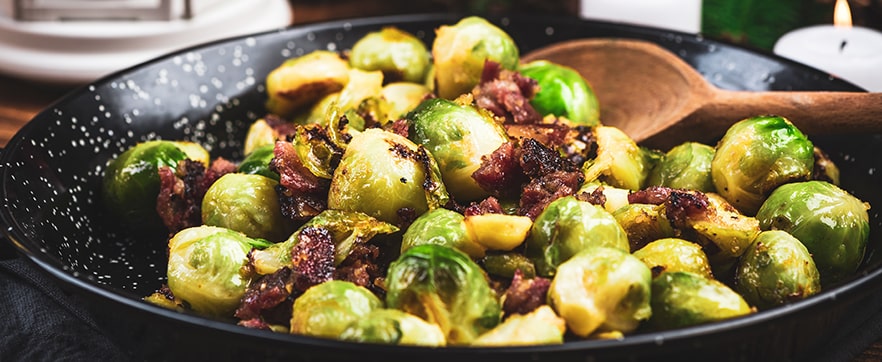 Cavolini di Bruxelles gratinati con speck e Parmigiano Reggiano